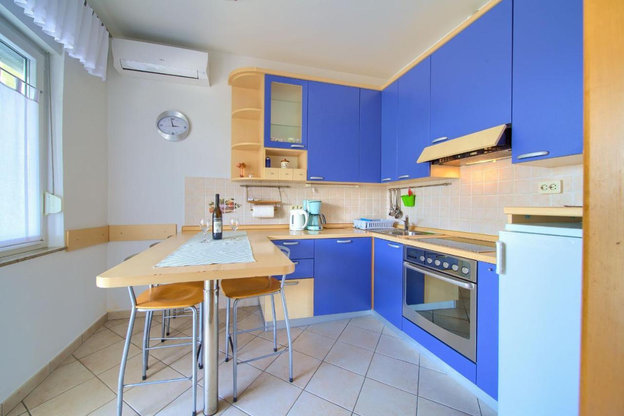 Apartments Jele Malinska Εξωτερικό φωτογραφία