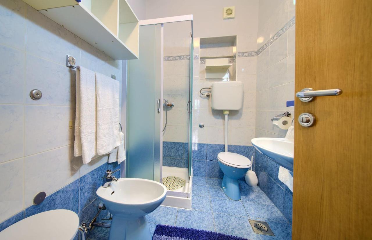 Apartments Jele Malinska Εξωτερικό φωτογραφία